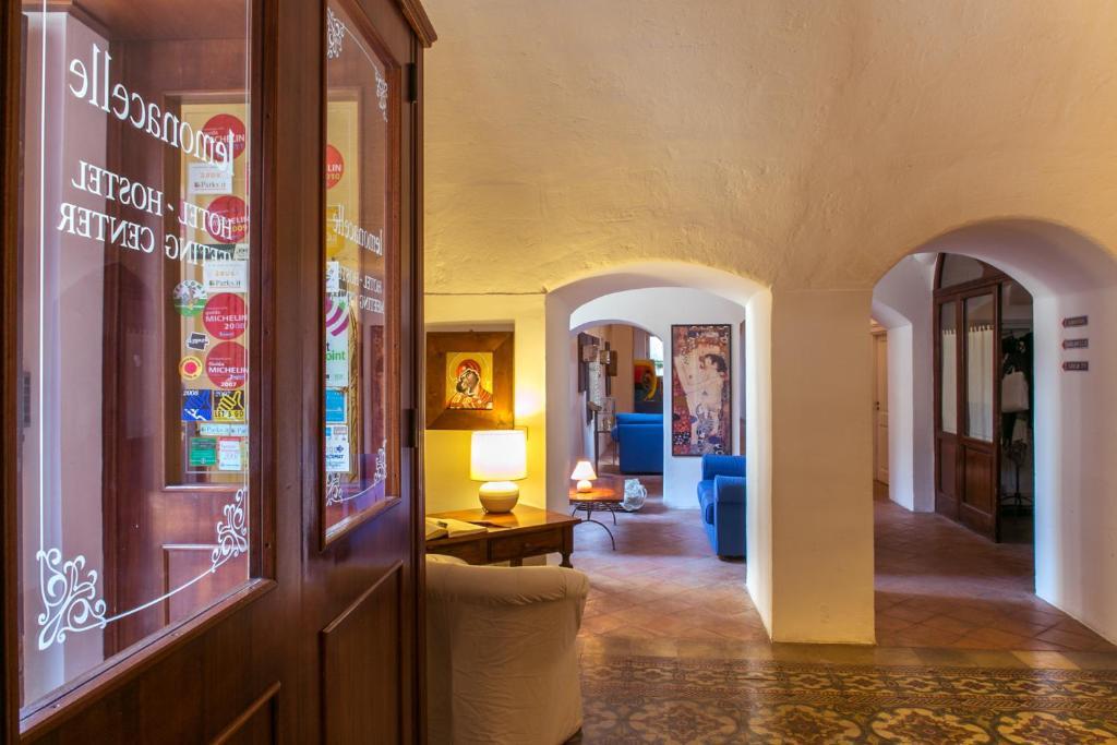 מטרה Hotel Le Monacelle מראה חיצוני תמונה